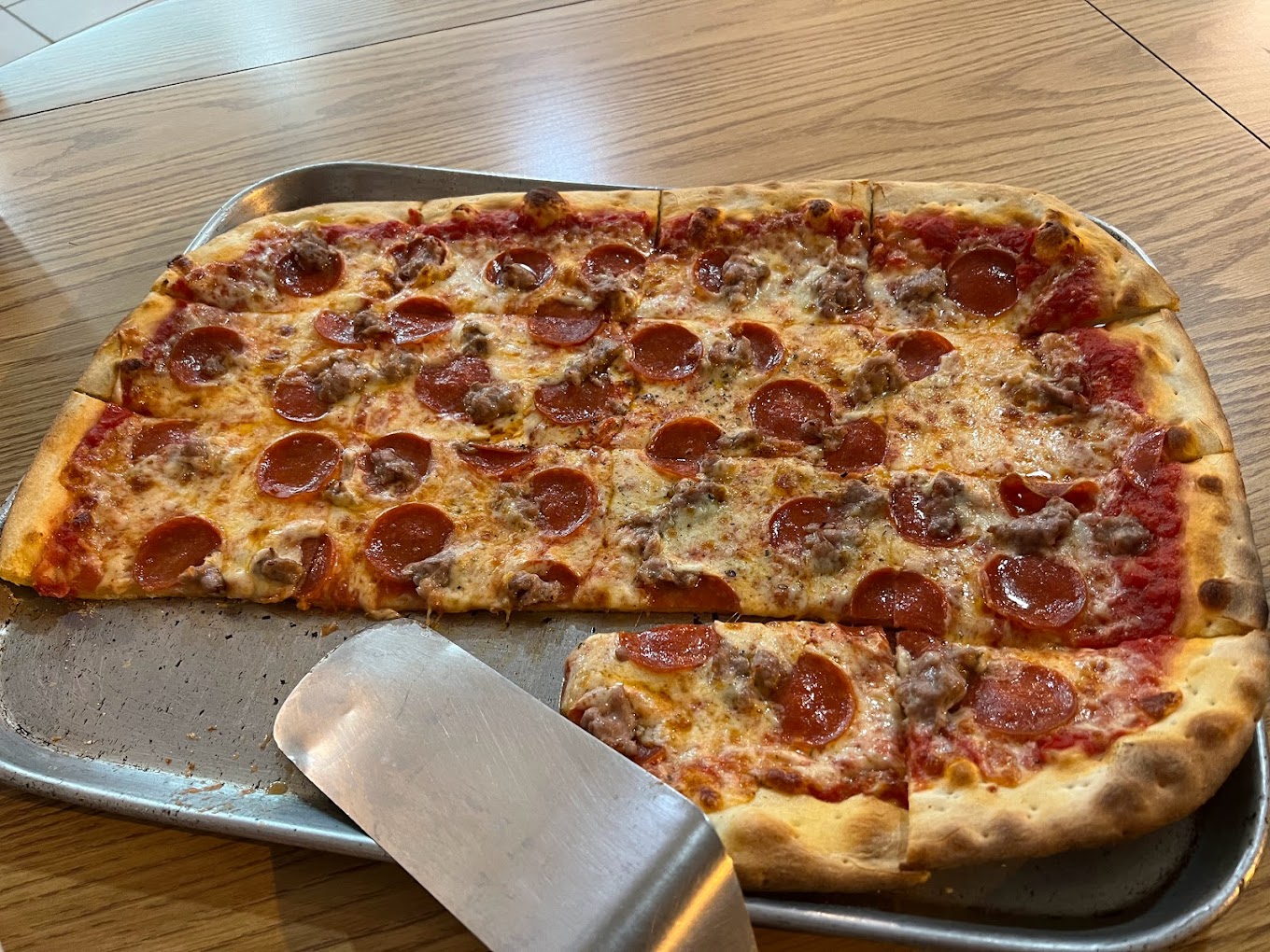 Luigi's Famous Pizza NJ Foods